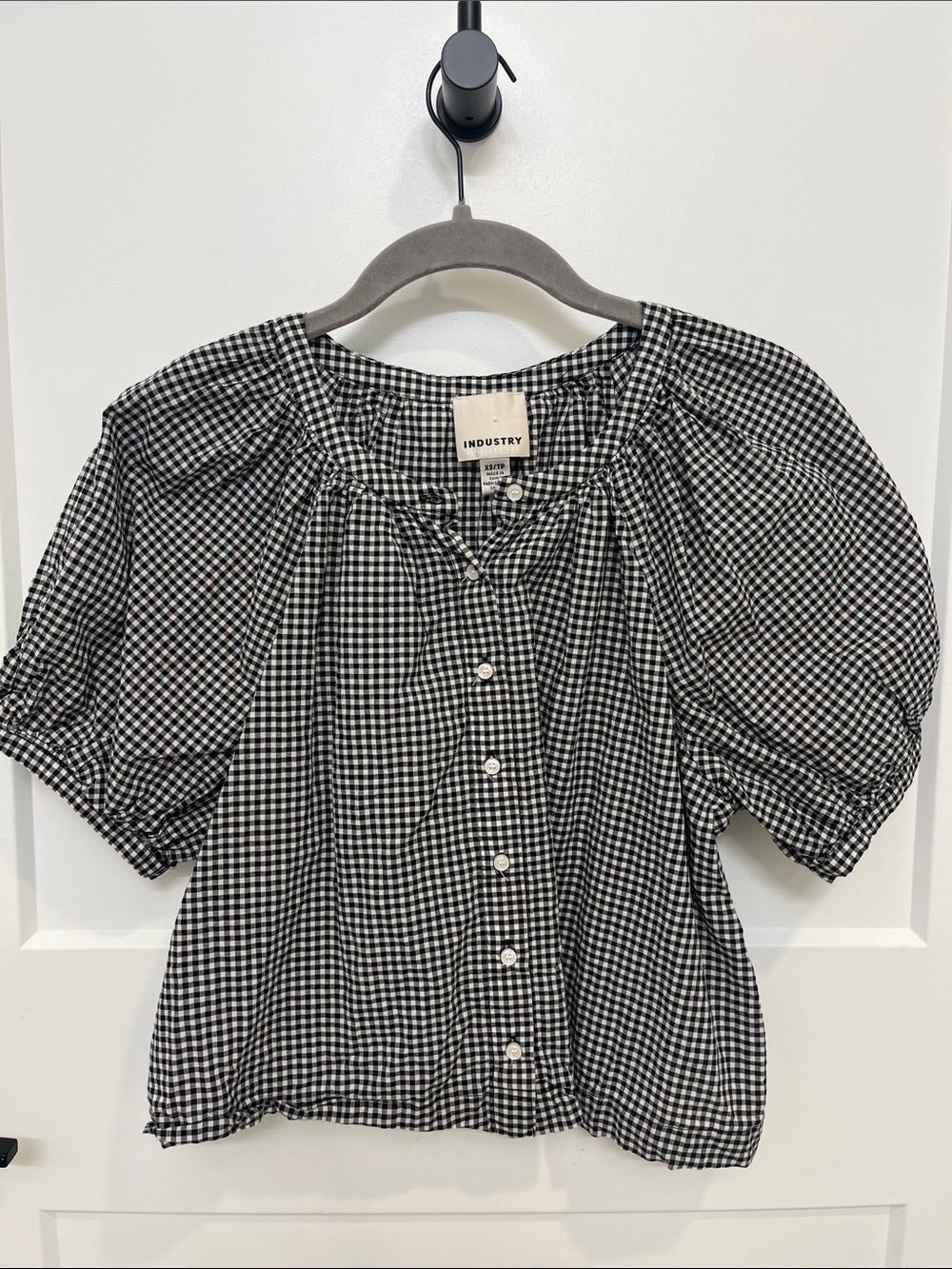 INDUSTRY Black & White Gingham Puff-Sleeve Blouse size XS
